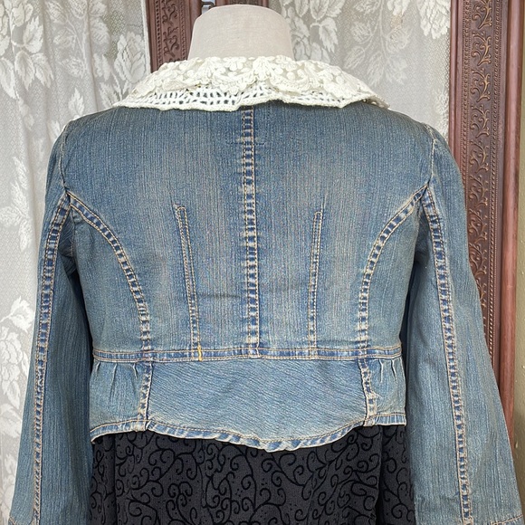 Vintage Inspired Cropped Jacket - Picture 6 of 9